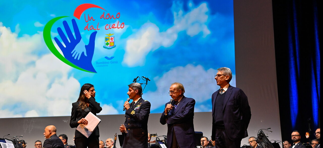 Ambrosino Grembiule Scuola Materna Quadri Cielo Per Bambino | Taglia 55 (4 Anni) | Manica Corta