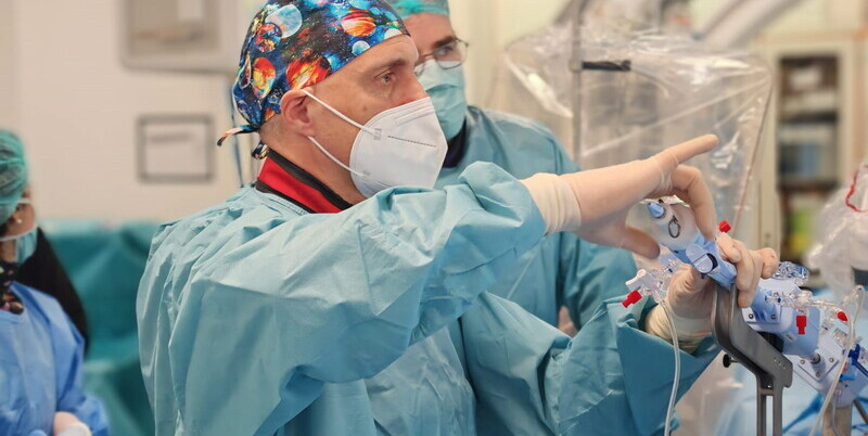 Neonato prematuro di appena un chilo: intervento salvavita per una grave cardiopatia